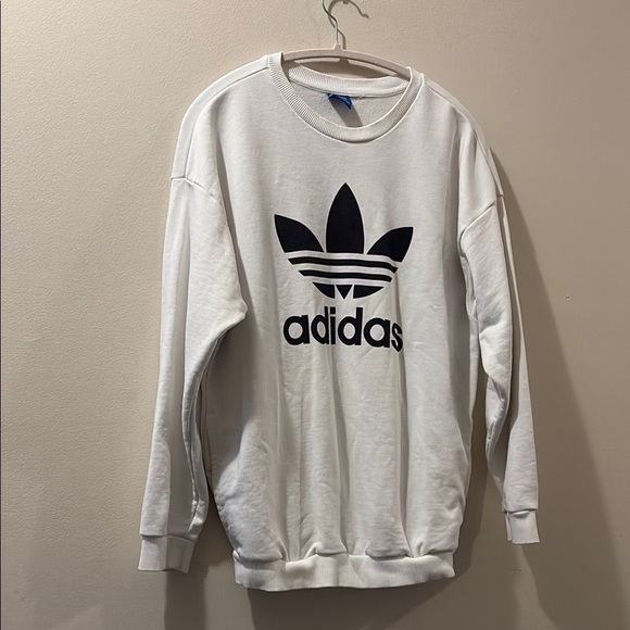 Adidas White crew neck Sweatshirt with Black Logo - women’s medium - pockets - Picture 1 of 8